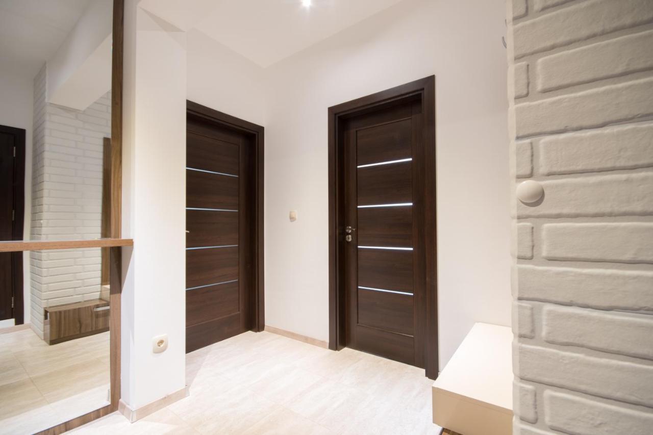City Apartments Triumph Varna Buitenkant foto
